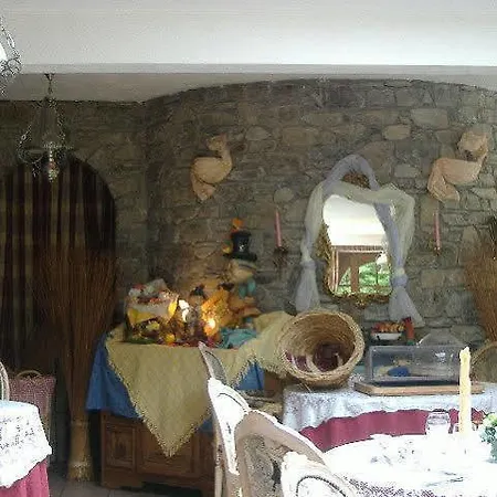 Отель La Sapiniere 3*