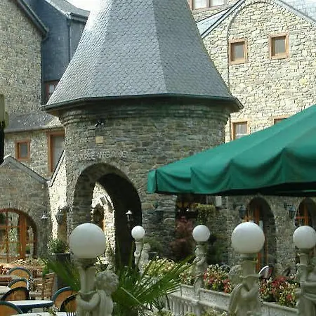 Отель La Sapiniere